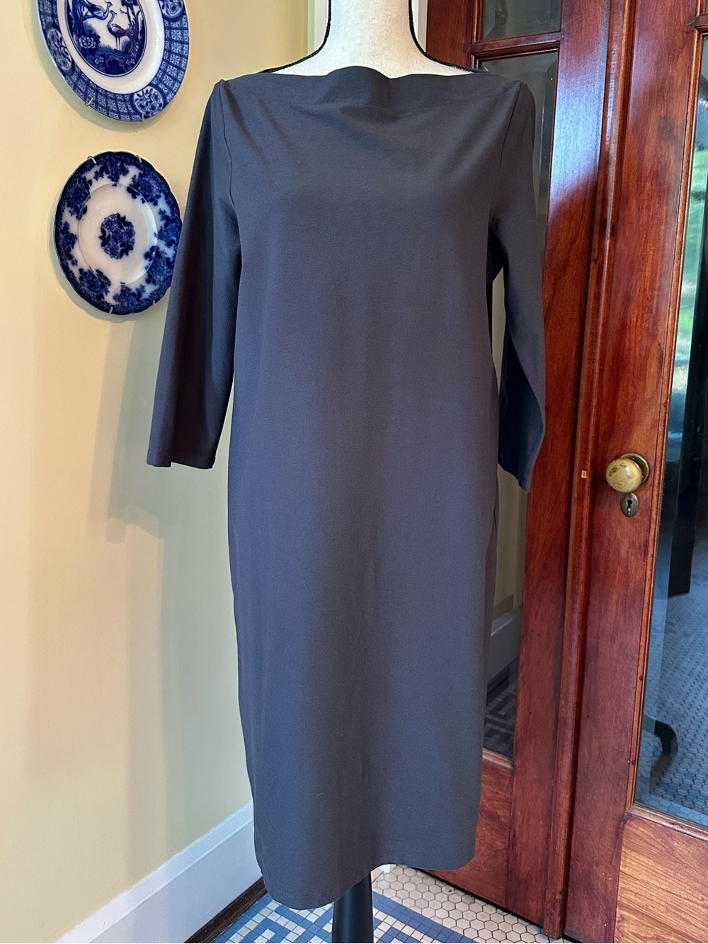 Eileen Fisher | Minimalist Washable Stretch Crepe Shift Dress, Size M